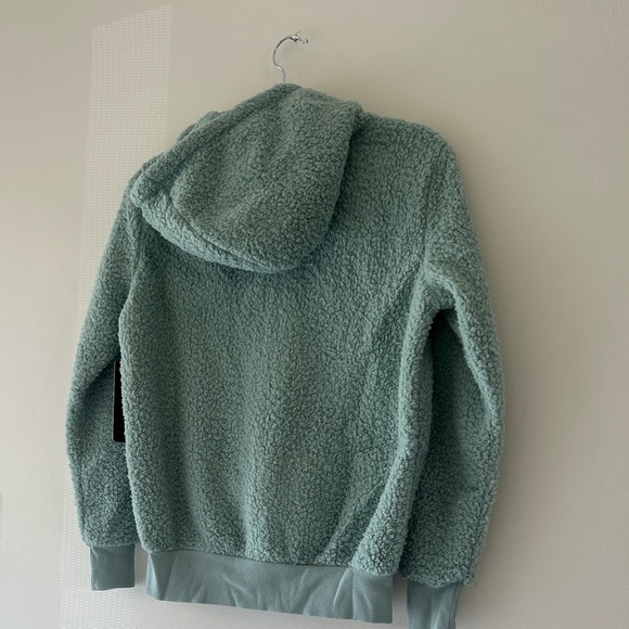 NWT Andrew Marc Soft green Sherpa sweater - Picture 5 of 12